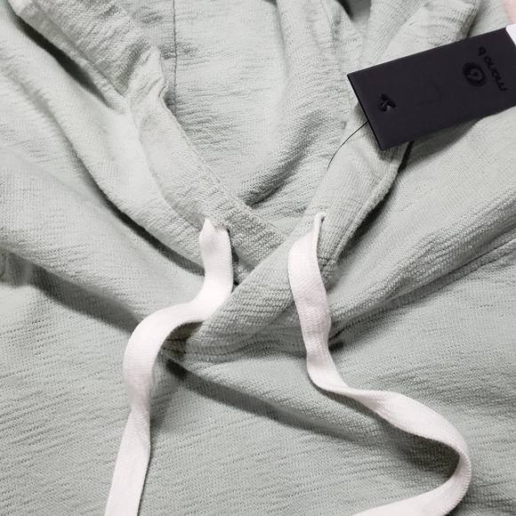 Mono b Cropped Wave Hoodie - Picture 8 of 9